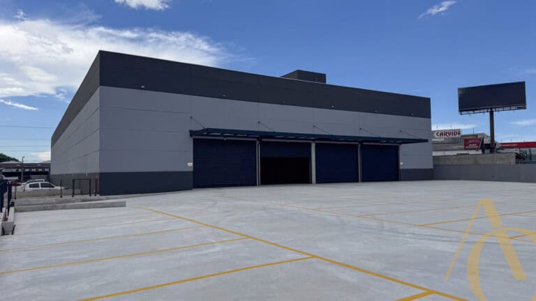 Loja para alugar – BR 101 – Palhoça, SC.