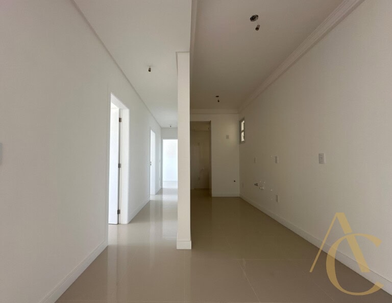 Apartamento à venda – 1 suíte e 2 demi-suíte/Espaço Gourmet – Campinas – São José/SC.