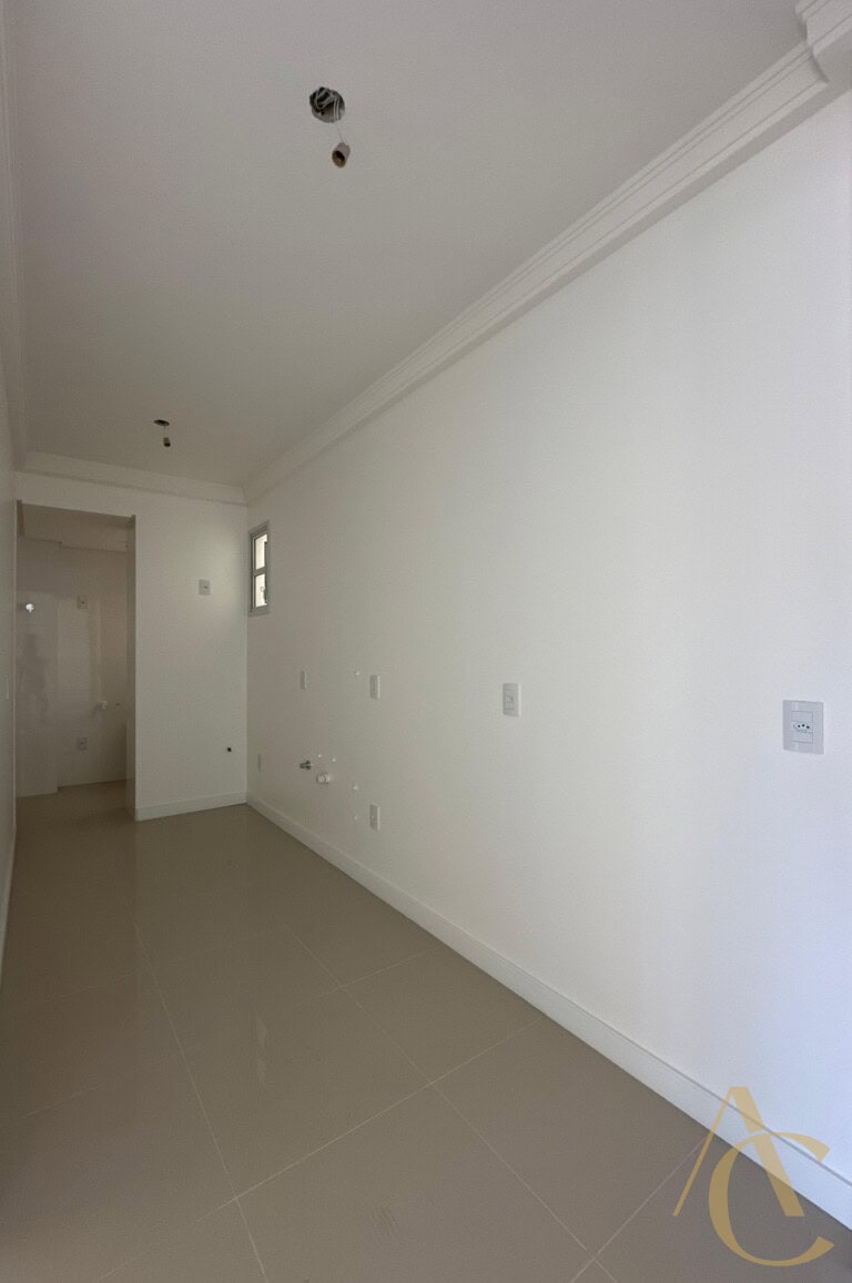 Apartamento à venda – 1 suíte e 2 demi-suíte/Espaço Gourmet – Campinas – São José/SC.