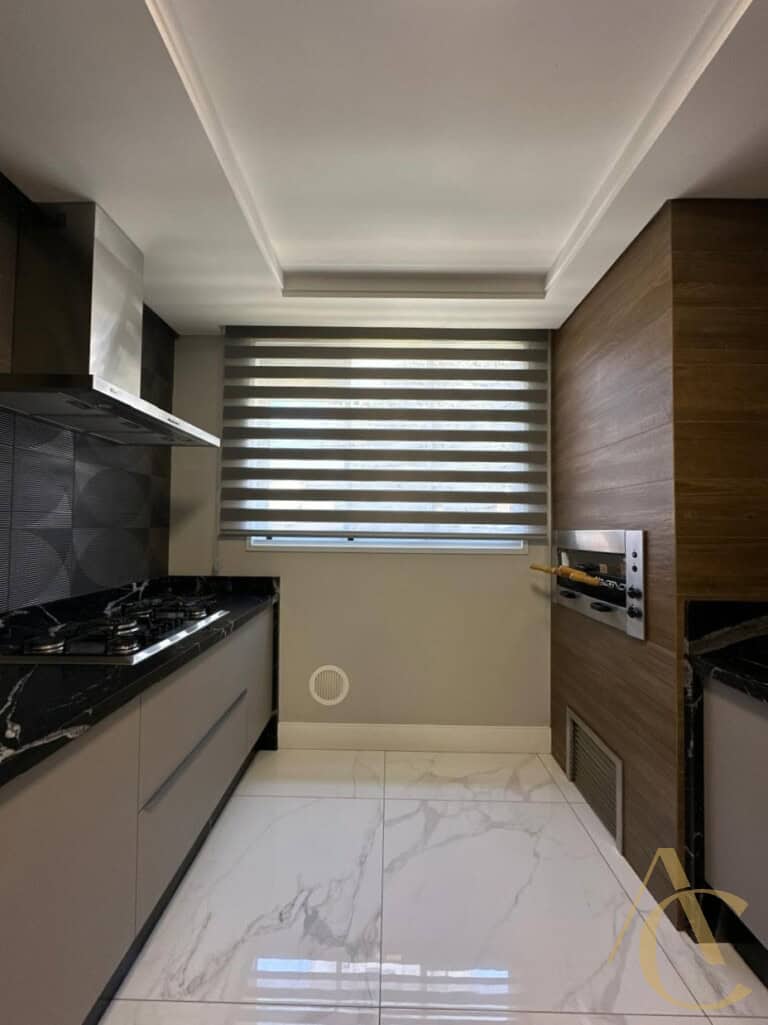 Apartamento à venda – 2 suítes/piscina – Campinas – São José/SC.