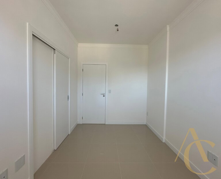 Apartamento à venda – 1 suíte e 2 demi-suíte/Espaço Gourmet – Campinas – São José/SC.