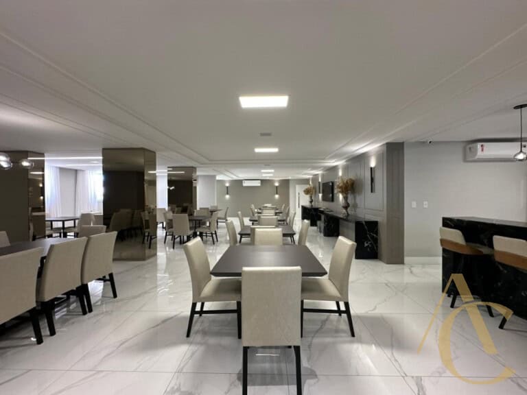 Apartamento à venda – 2 suítes/piscina – Campinas – São José/SC.