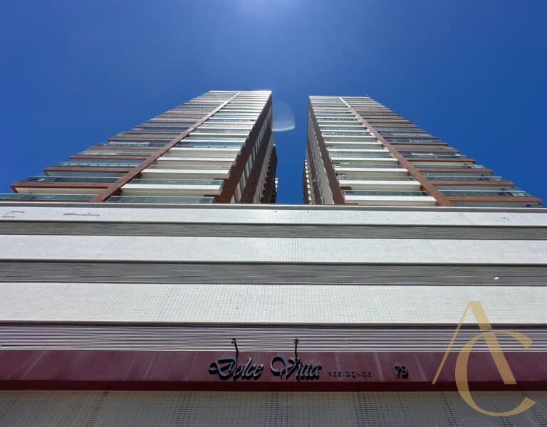 Apartamento à Venda – 2 dormitórios sendo 1 suíte / Sauna – Centro, Palhoça/SC.
