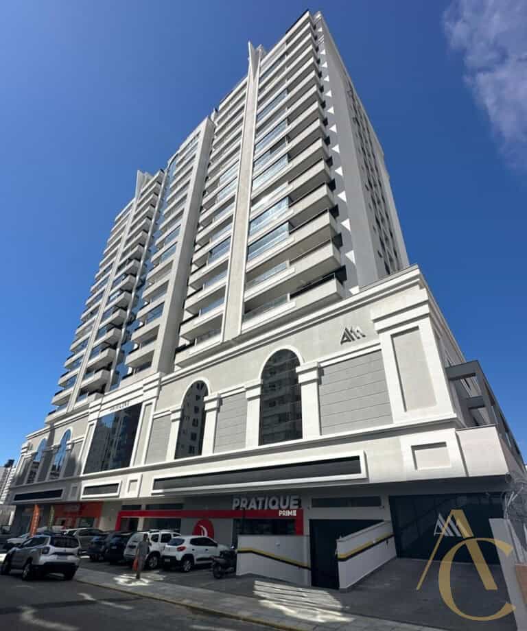 Apartamento à venda – 02 suítes – Campinas – São José/SC.