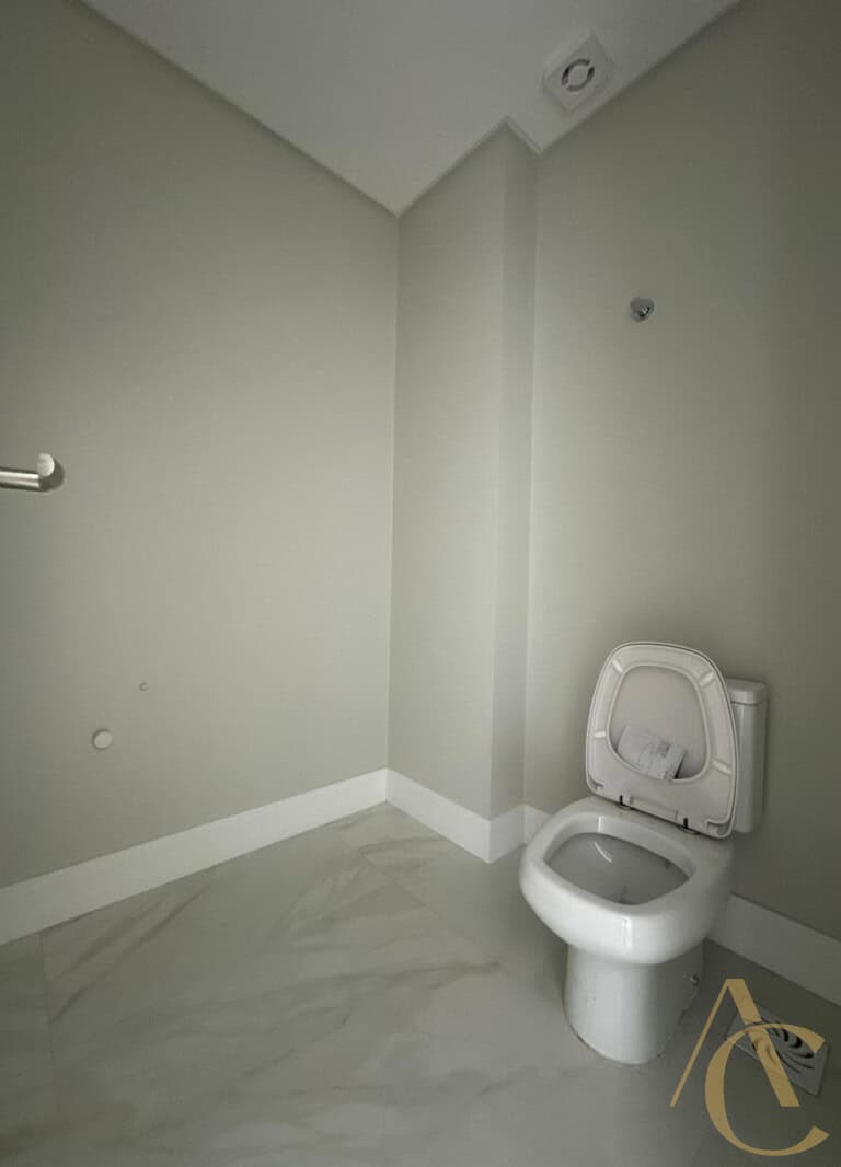 Apartamento à venda – 02 suítes – Campinas – São José/SC.