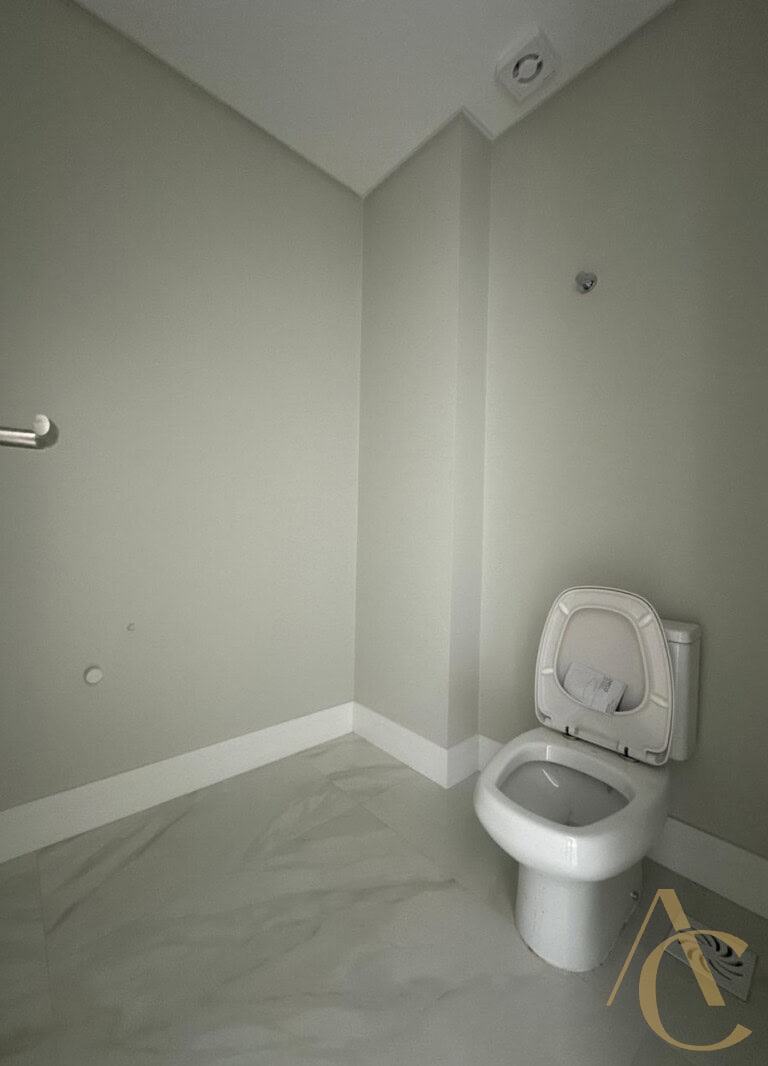 Apartamento à venda – 02 suítes – Campinas – São José/SC.