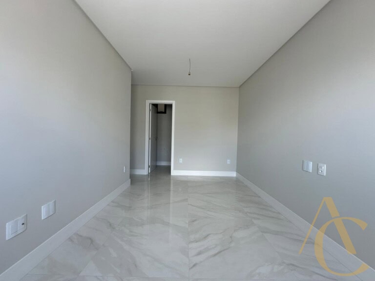 Apartamento à venda – 02 suítes – Campinas – São José/SC.