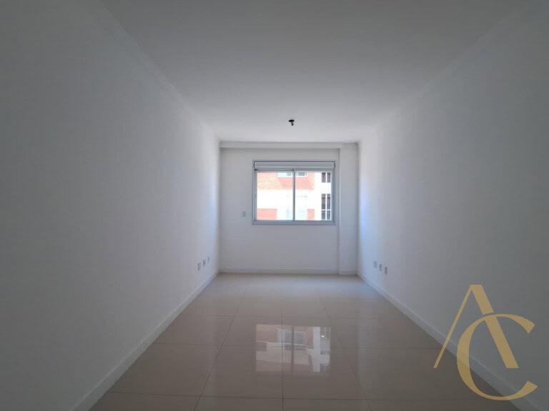 Apartamento à Venda – 2 dormitórios sendo 1 suíte / Playground – Centro, Palhoça/SC.