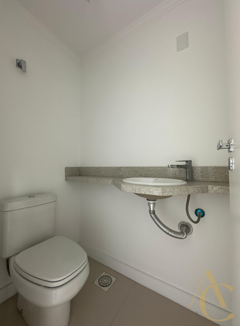 Apartamento à Venda – 3 dormitórios sendo 1 suíte – Centro, Palhoça/SC.