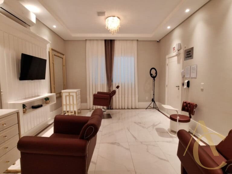 Apartamento à venda – 3 quartos sendo 1 suíte com sacada – São José/SC.