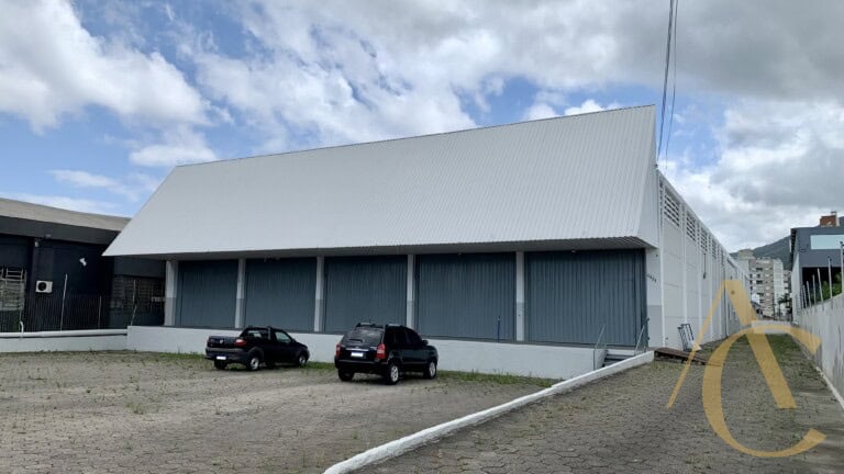 Galpão para alugar – Rio Caveiras – Biguaçu/SC.