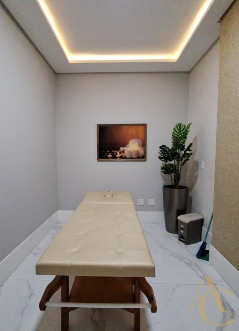 Apartamento à venda – 3 quartos sendo 1 suíte com sacada – São José/SC.