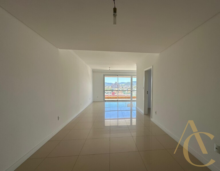 Apartamento à Venda – 3 dormitórios sendo 1 suíte – Centro, Palhoça/SC.