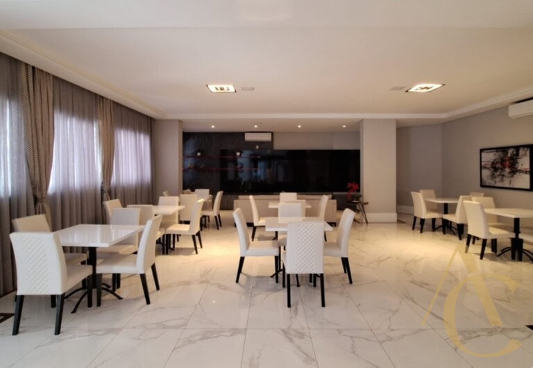 Apartamento à venda – 3 quartos sendo 1 suíte com sacada – São José/SC.