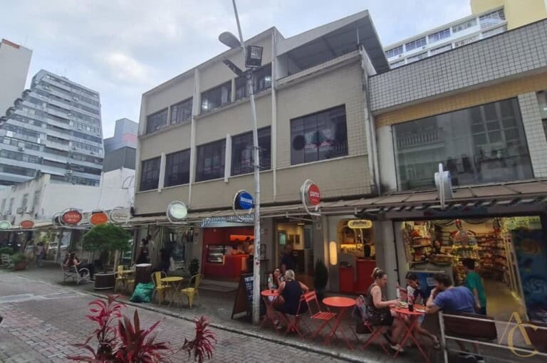 Sala para alugar – 74,56m²- Centro – Florianópolis, SC.