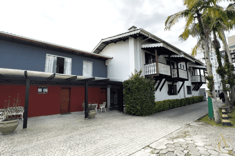 Casa comercial para alugar – Carvoeira – Florianópolis/SC.
