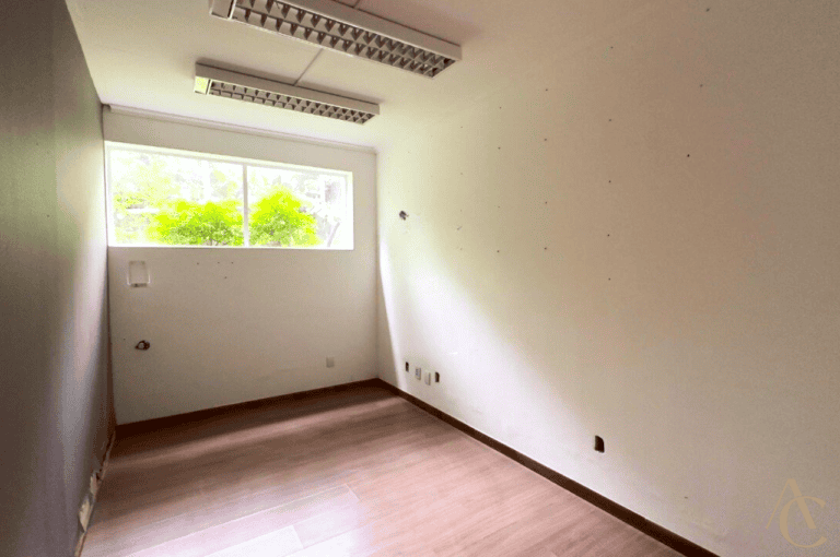 Loja para alugar, 94,87 m² – Carvoeira – Florianópolis, SC.