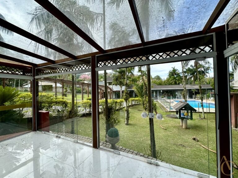 Loja para alugar, 94,87 m² – Carvoeira – Florianópolis, SC.