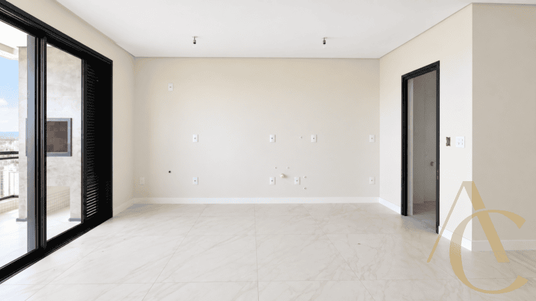 Apartamento à venda – 01 suíte e 2 demi-suítes com 198,95m² – Kobrasol – São José/SC.