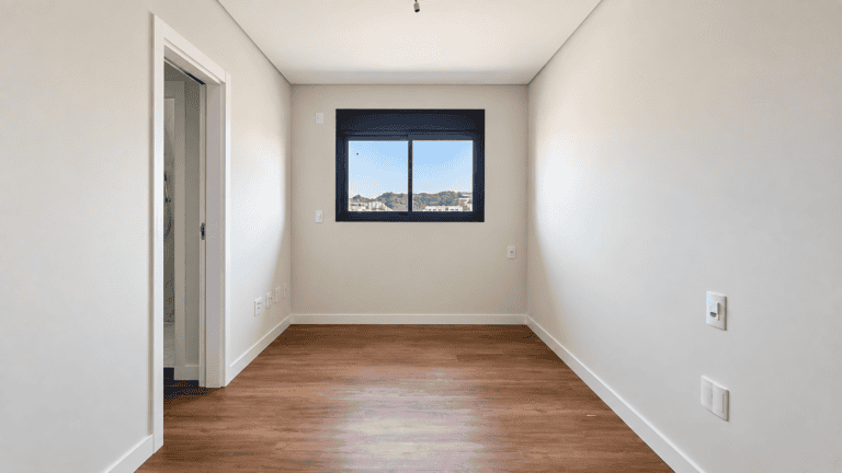 Apartamento à venda – 03 suítes / Sala de Reunião – Kobrasol – São José/SC.