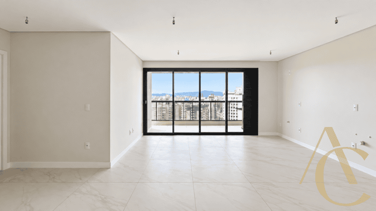 Apartamento à venda – 01 suíte e 2 demi-suítes / Sala de Massagem – Kobrasol – São José/SC.