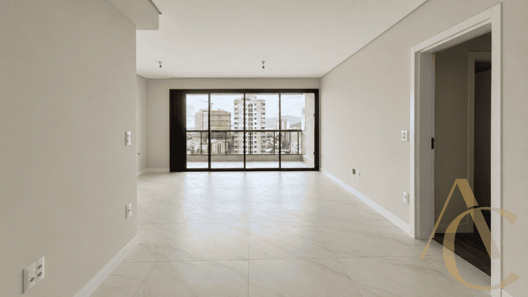 Apartamento à venda – 03 suítes com garagem – Kobrasol – São José/SC.