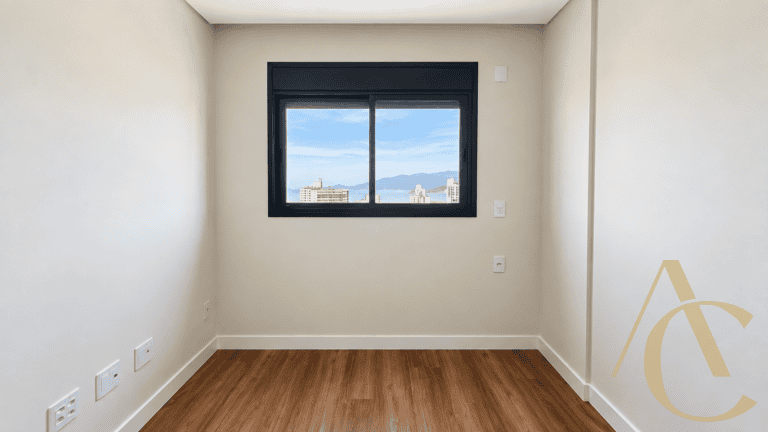 Apartamento à venda – 03 suítes / Academia – Kobrasol – São José/SC.