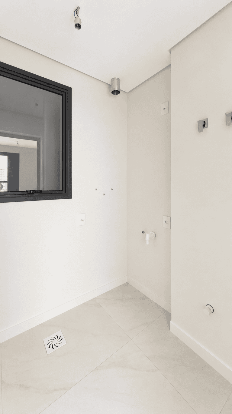Apartamento à venda – 01 suíte e 2 demi-suítes / Playground – Kobrasol – São José/SC.