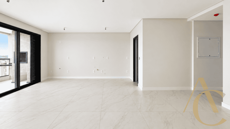 Apartamento à venda – 01 suíte e 2 demi-suítes / Playground – Kobrasol – São José/SC.