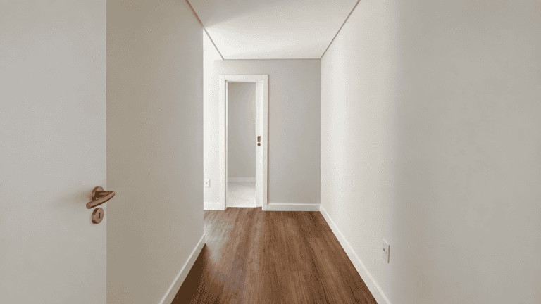 Apartamento à venda – 01 suíte e 2 demi-suítes / Brinquedoteca – Kobrasol – São José/SC.
