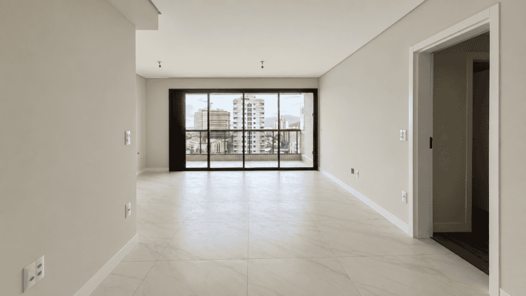 Apartamento à venda – 03 suítes / SPA – Kobrasol – São José/SC.