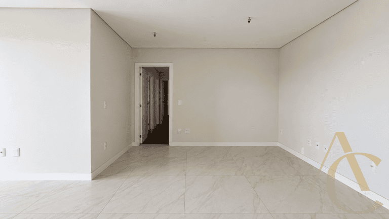 Apartamento à venda – 03 suítes / Salão de Festas – Kobrasol – São José/SC.