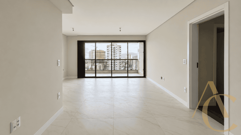 Apartamento à venda – 03 suítes / Salão de Festas – Kobrasol – São José/SC.