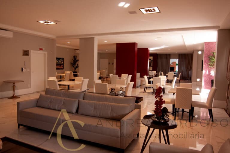 Apartamento à venda – 3 quartos sendo 1 suíte com sacada – São José/SC.