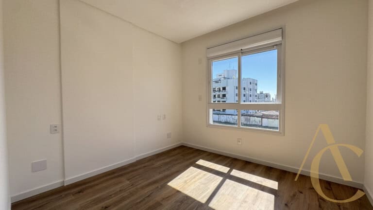 Apartamento à venda – 3 suítes com hobby box – Estreito – Florianópolis/SC