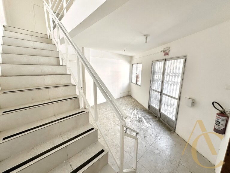 Prédio para alugar, 184,72 m² – Estreito – Florianópolis/SC.