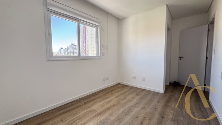 Apartamento à venda – 3 suítes com hobby box – Estreito – Florianópolis/SC