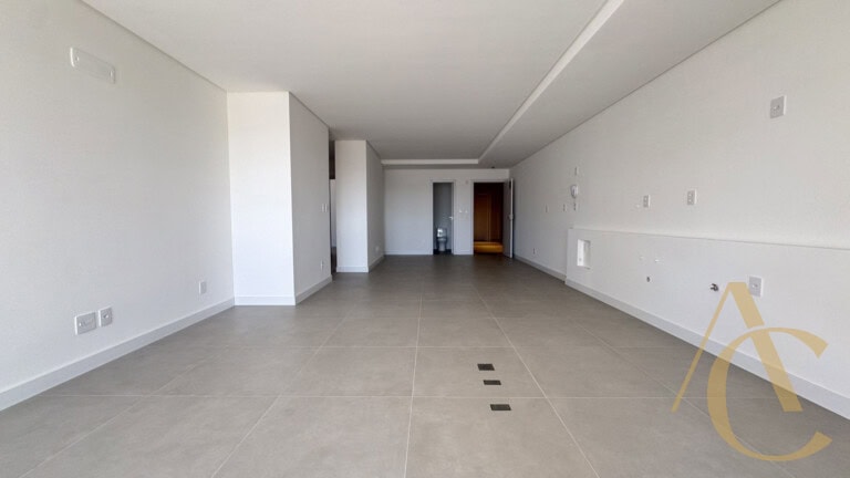 Apartamento à venda – 3 suítes com lavabo – Estreito – Florianópolis/SC