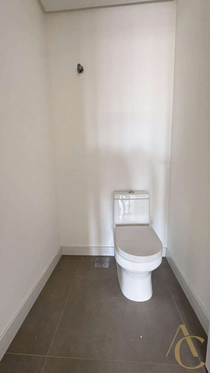 Apartamento à venda – 3 suítes com lavabo – Estreito – Florianópolis/SC