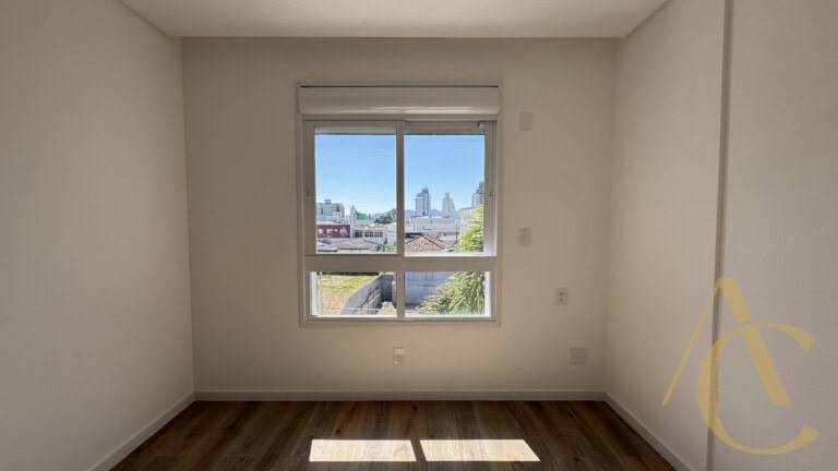 Apartamento à venda – 3 suítes com lavabo – Estreito – Florianópolis/SC