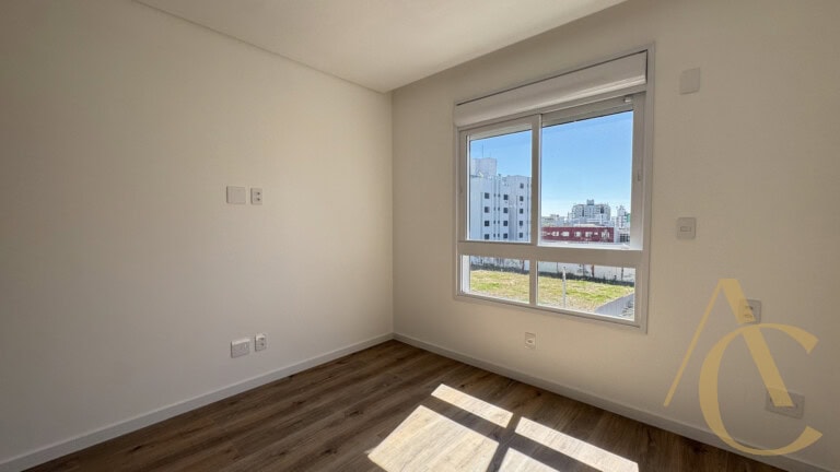 Apartamento à venda – 3 suítes com lavabo – Estreito – Florianópolis/SC