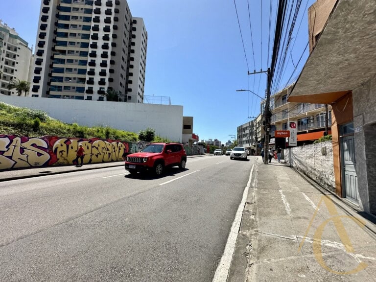 Prédio para alugar, 184,72 m² – Estreito – Florianópolis/SC.