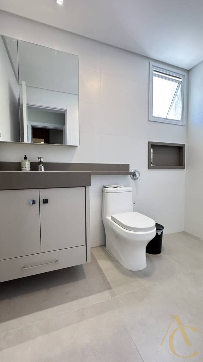 Apartamento à venda – 3 suítes com lavabo – Estreito – Florianópolis/SC