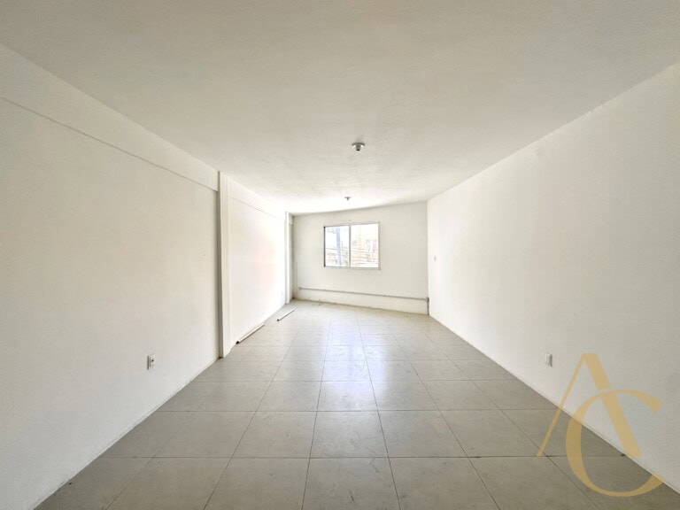 Prédio para alugar, 184,72 m² – Estreito – Florianópolis/SC.