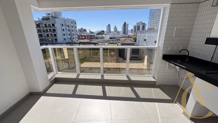 Apartamento à venda – 3 suítes com hobby box – Estreito – Florianópolis/SC