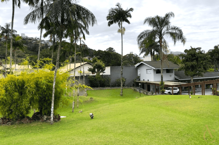 Loja para alugar – Carvoeira – Florianópolis/SC.