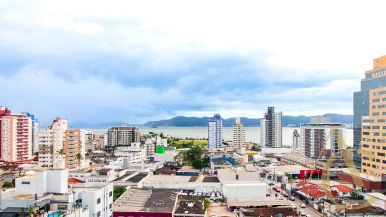 Apartamento à venda – 3 suítes com hobby box – Estreito – Florianópolis/SC