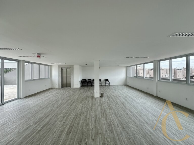 Prédio para alugar, 1.097 m² – Capoeiras – Florianópolis/SC.