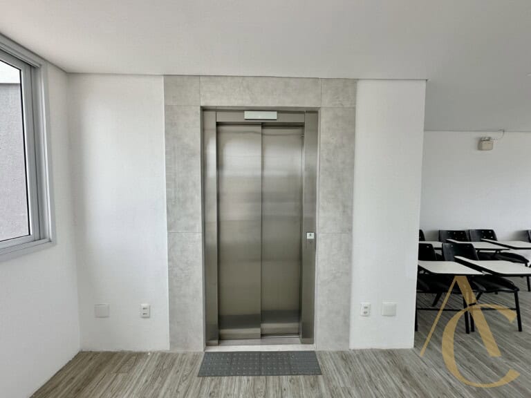 Prédio para alugar, 1.097 m² – Capoeiras – Florianópolis/SC.