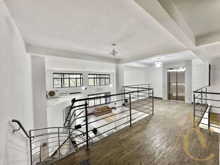 Prédio para alugar, 1.097 m² – Capoeiras – Florianópolis/SC.